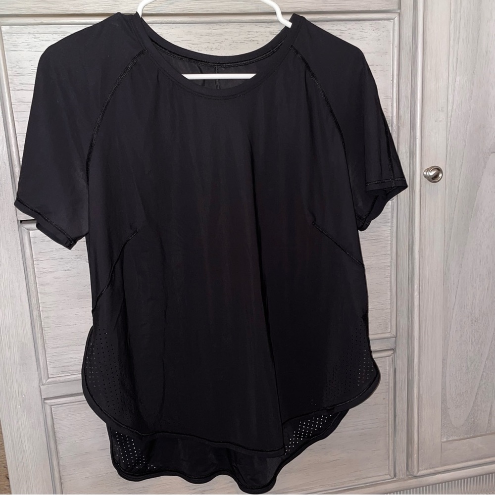 Lululemon UVP Run Short Sleeve